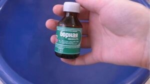 вывести пятна на кухонных полотенцах борной кислотой