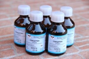 избавиться от жирных пятен на куртке глицерином