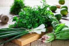 как долго сохранить зелень свежей