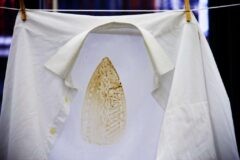 как убрать след от утюга на одежде