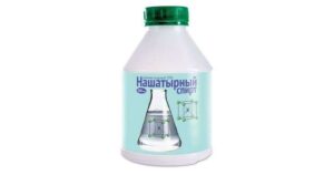 нашатырный спирт помогает бороться с запахом кошачьей мочи в квартире