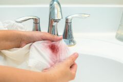 Чем отстирать пятно от свеклы