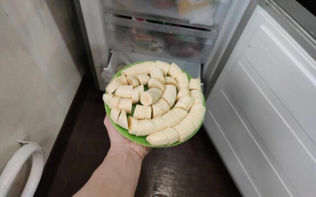 Бананы можно замораживать, чтобы продлить срок использования